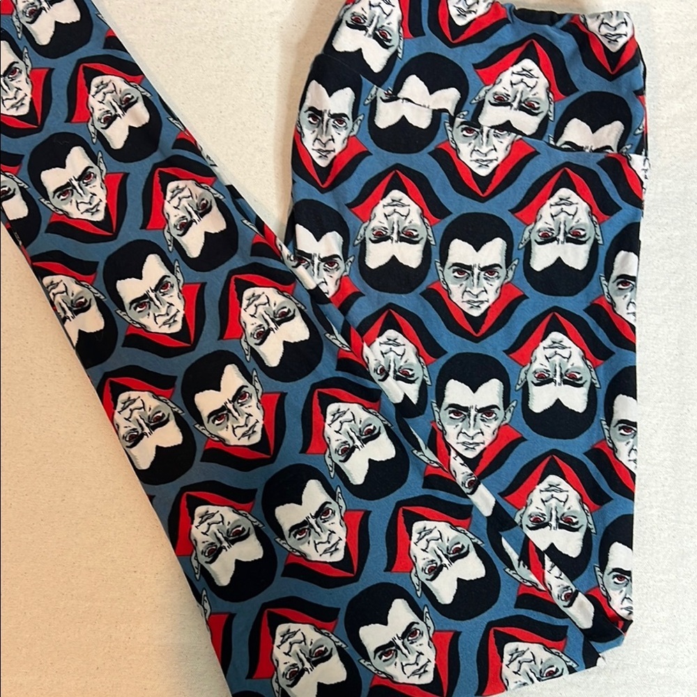 🛍️ 4 for $25 LuLaRoe TC Leggings – Vampire Dracula Print | Halloween